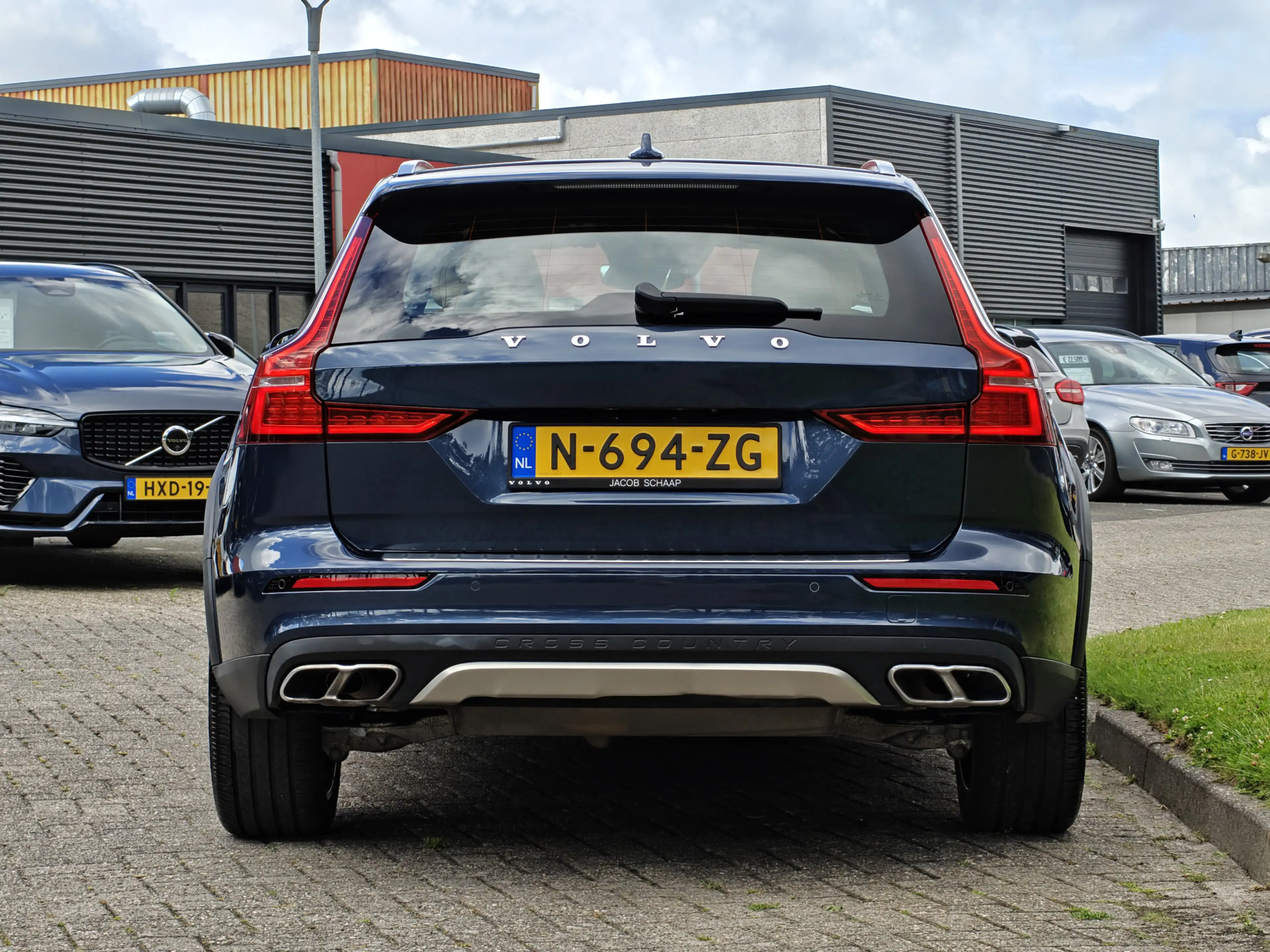 Volvo V60 Cross Country B5 251PK AWD Pro | Trekhaak | Adapt. Cruise | Stoe — photo 10