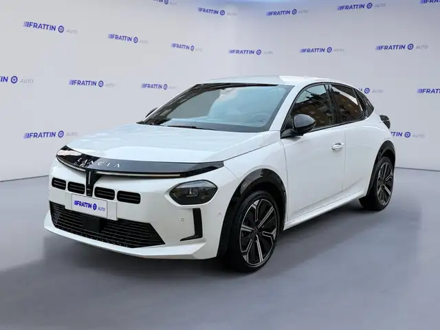 Lancia Ypsilon Hybrid e-DCT LX