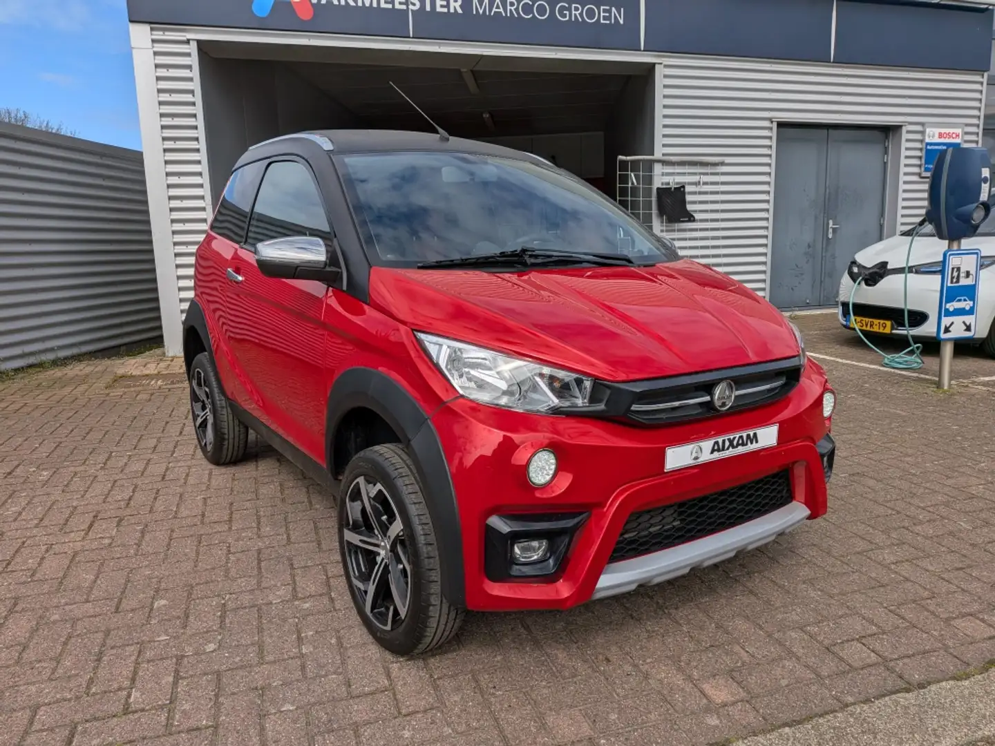 Aixam Crossline Brommobiel 45 KM Evo Rojo - 2