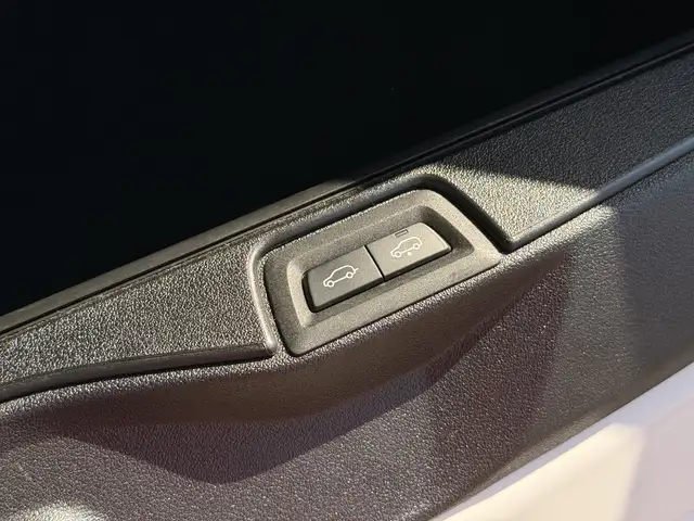 BMW X5 view 13