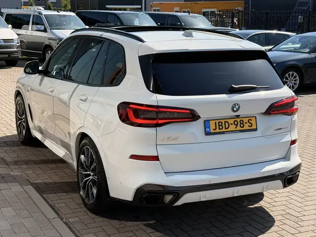 BMW X5 view 15
