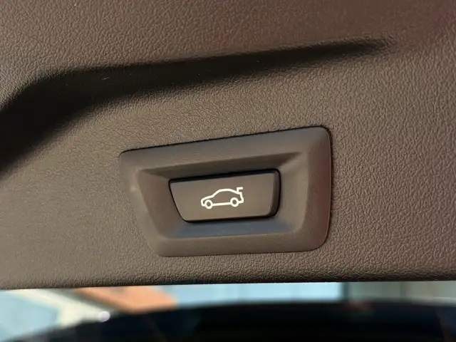 BMW X5 view 14