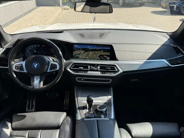 BMW X5 view 22