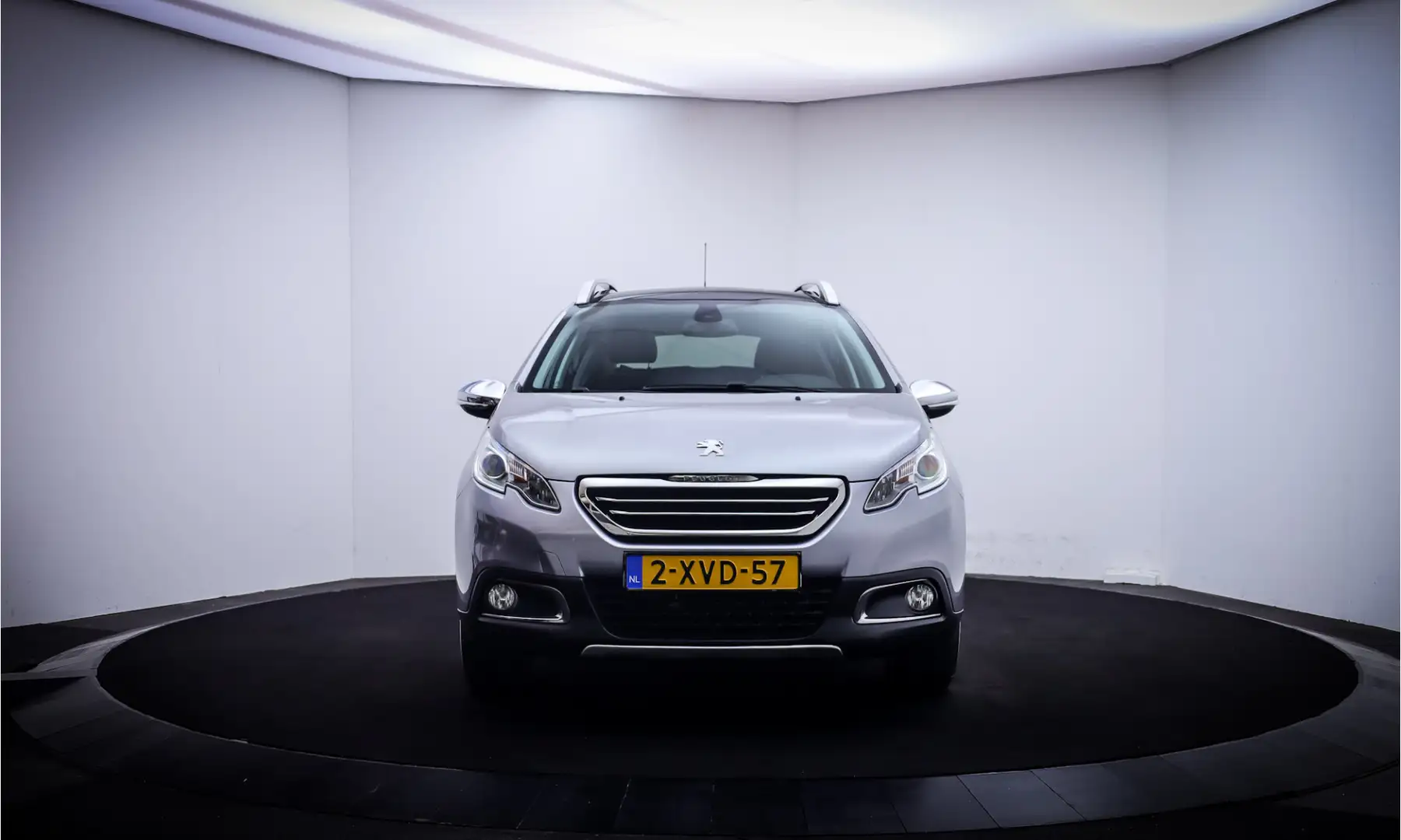 Peugeot 2008 1.2T CROSSWAY PANO | NAVI | CLIMA | TREKHAAK | CRU Gris - 2