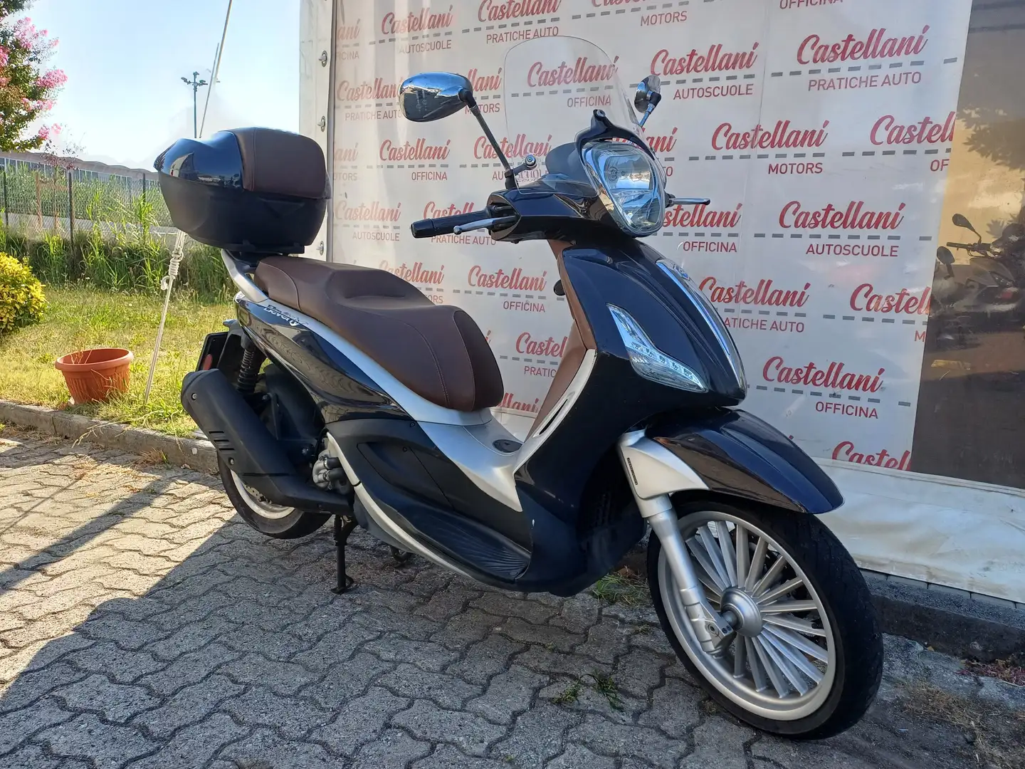 Piaggio Beverly 300 Beverly 300 2019 Bleu - 2