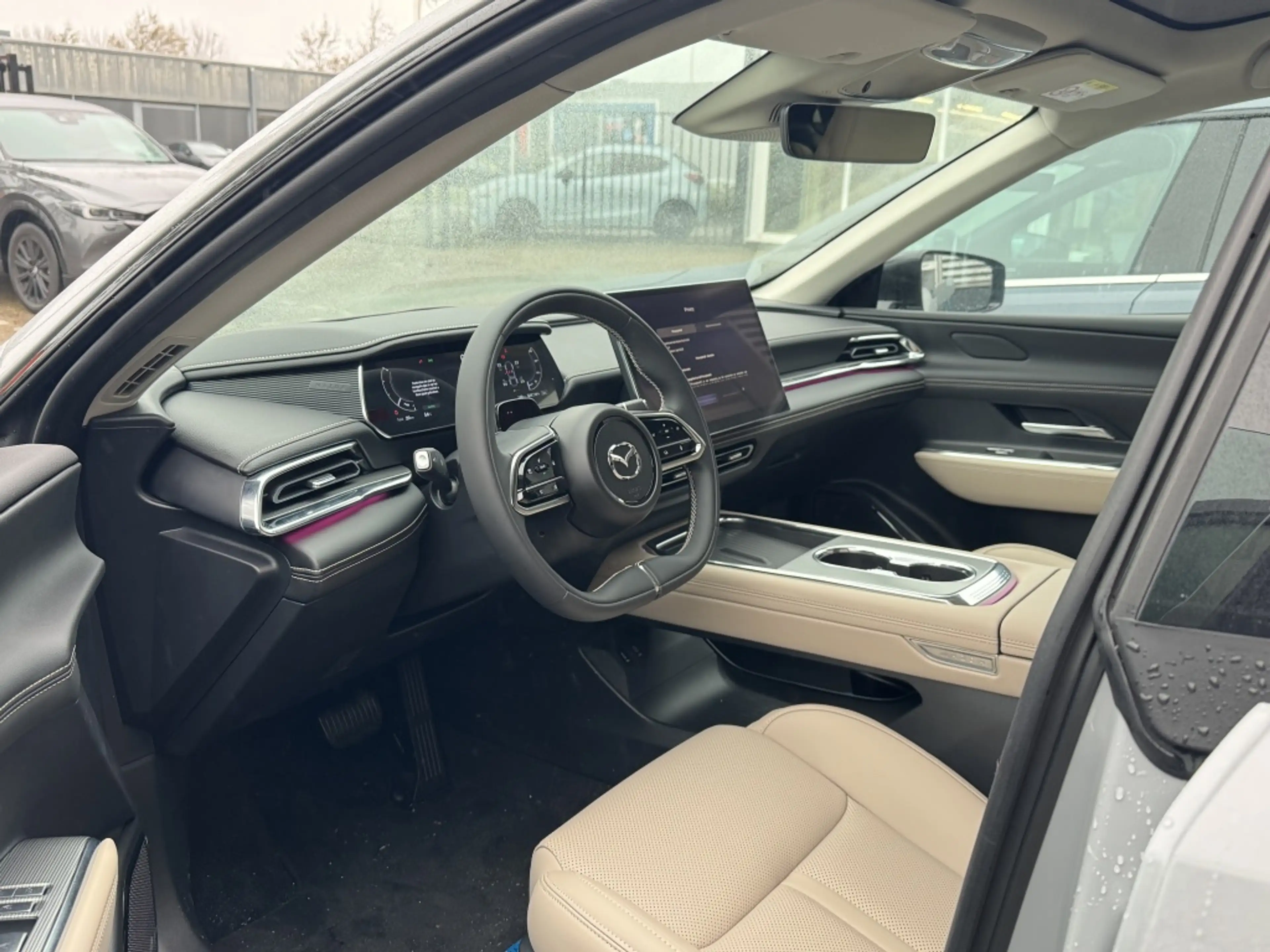 Mazda 6e Takumi 258pk / 68.8 kWh / Snelladen / Warm beige i — photo 10