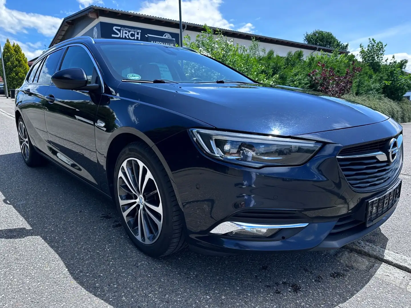 Opel Insignia B Sports Tourer Dynamic Bleu - 1