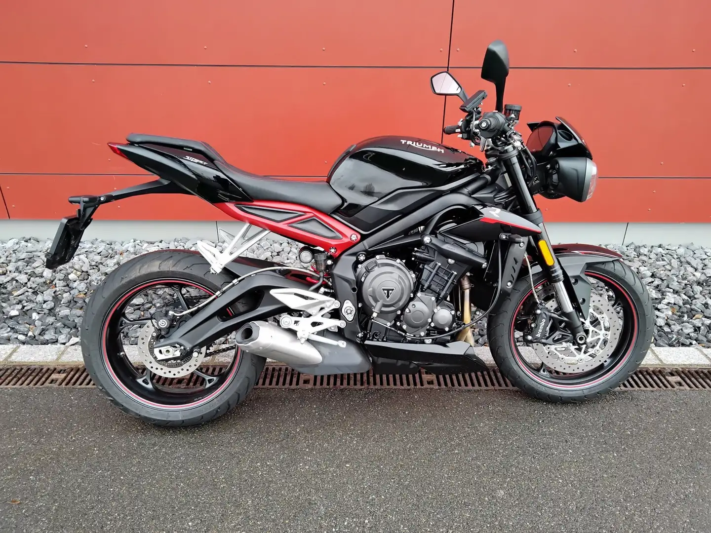 Triumph Street Triple 765 R Negru - 1