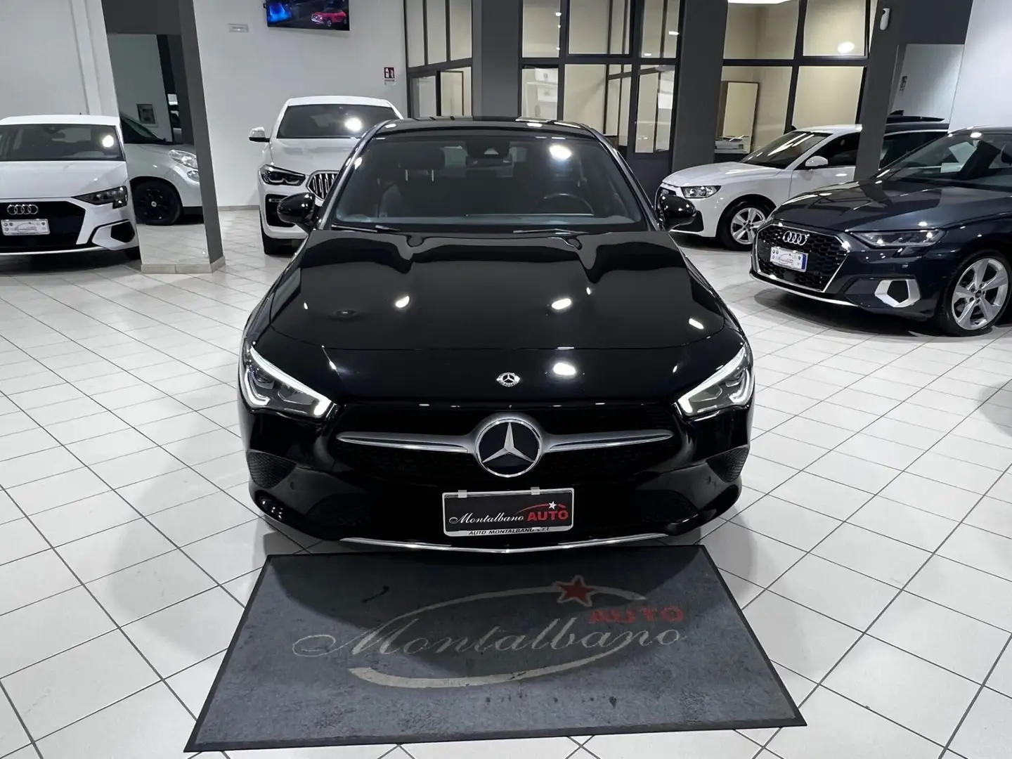Mercedes-Benz CLA 200 CLA 200 d Automatic Executive Nero - 2