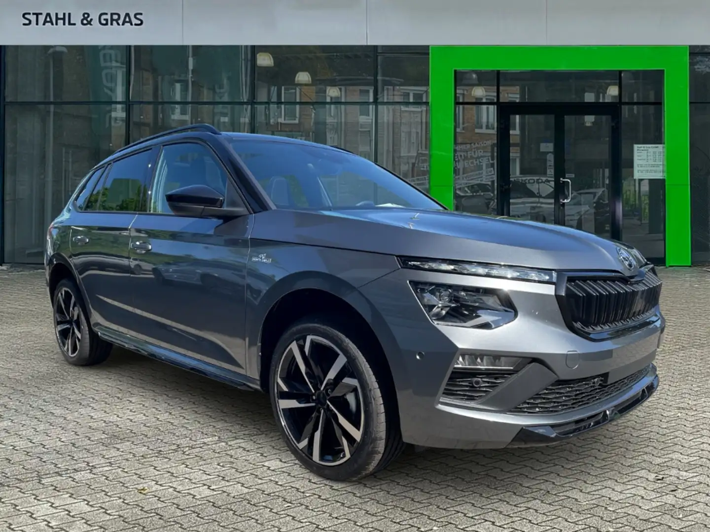Skoda Kamiq Monte Carlo 1,5 TSI 110 kW 7-Gang-DSG AHK-klappbar Gris - 1