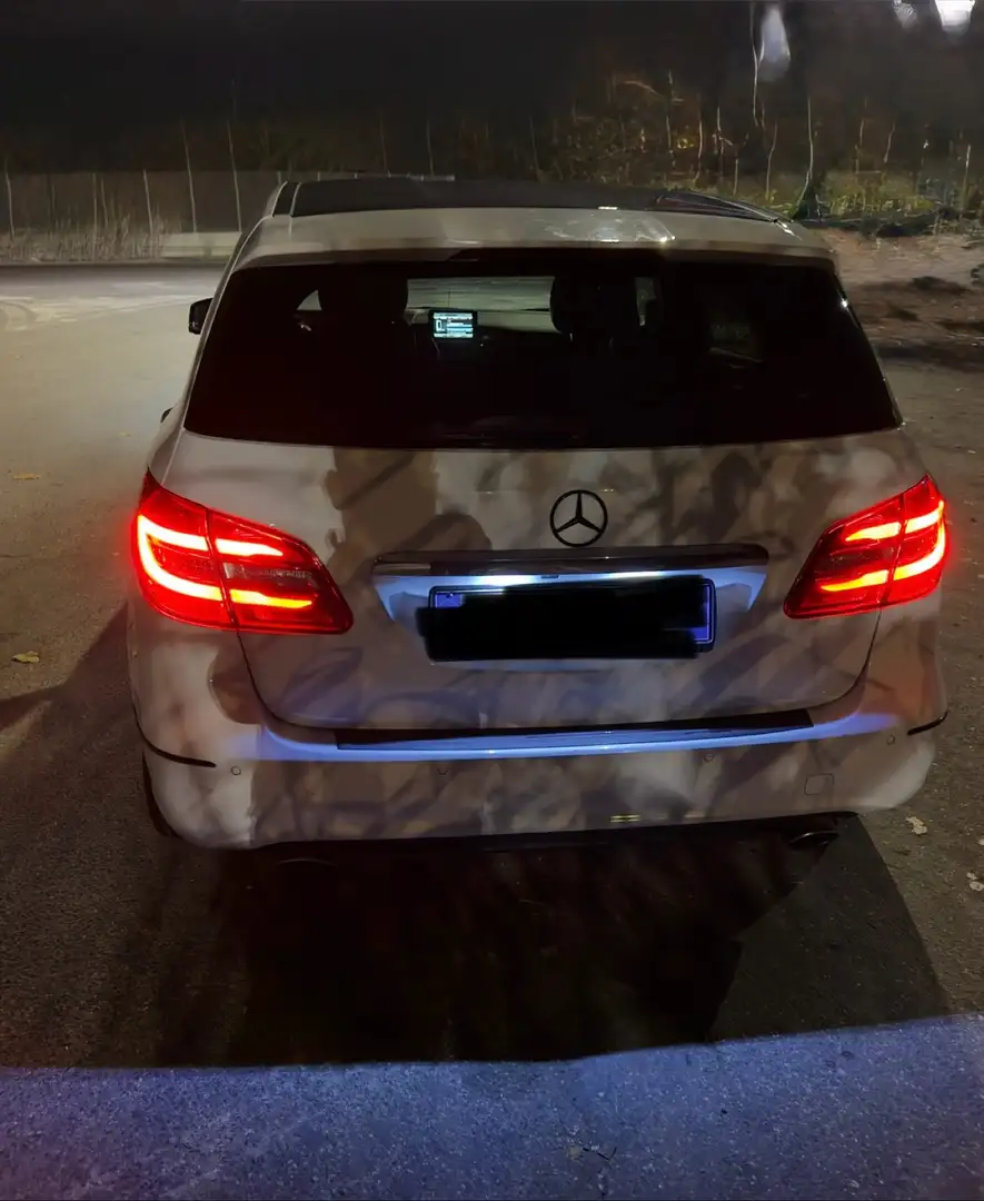 Mercedes-Benz B 180 cdi be Premium - 2