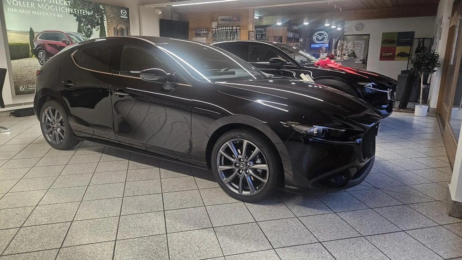 Mazda 3 als Exclusive-Line *Automatik* Schwarz - 1