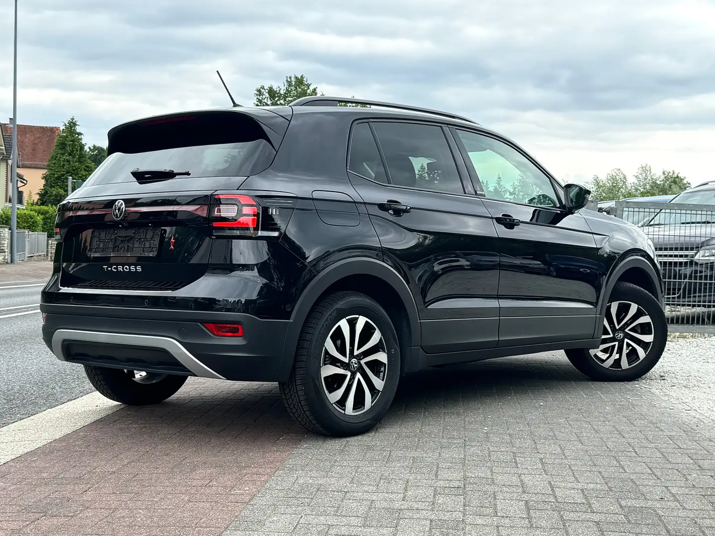 Volkswagen T-Cross Active Virtual Cockpit Rkam ACC Spurhalte Navi TOP Чорний - 2