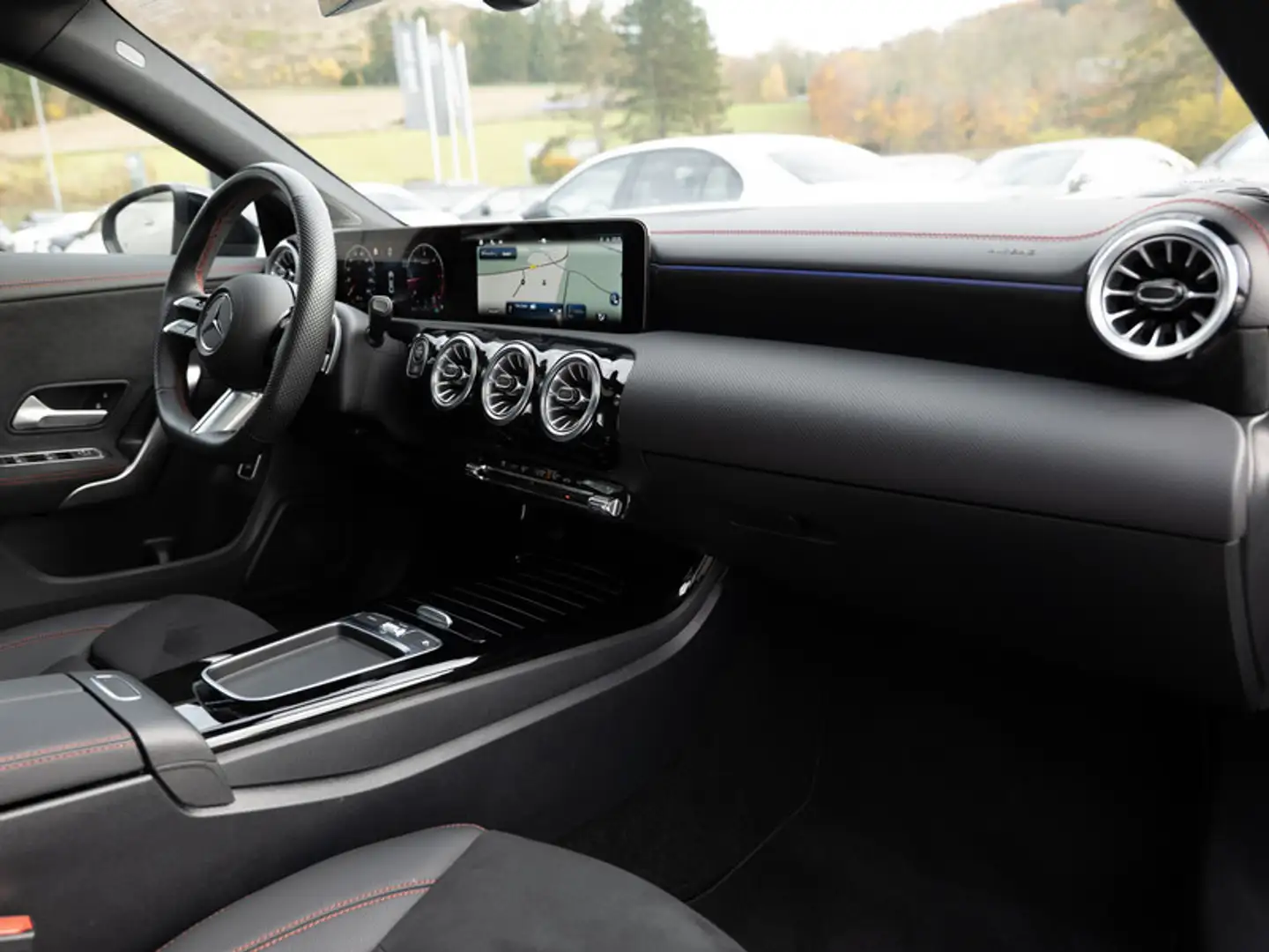 Mercedes-Benz CLA 220 d Coupé AMG-Sport/LED/Cam/Pano/Night/19" Argent - 2