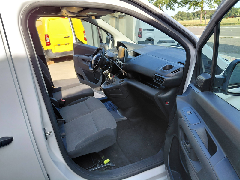 Peugeot Partner Euro 6d, 3 plaatsen, 1 jaar garantie, airco — photo 6