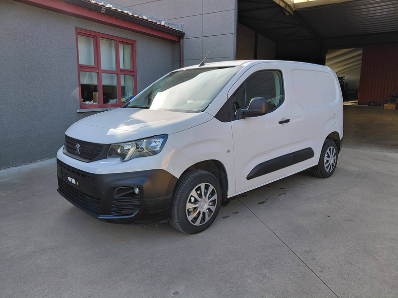 Peugeot Partner Euro 6d, 3 plaatsen, 1 jaar garantie, airco