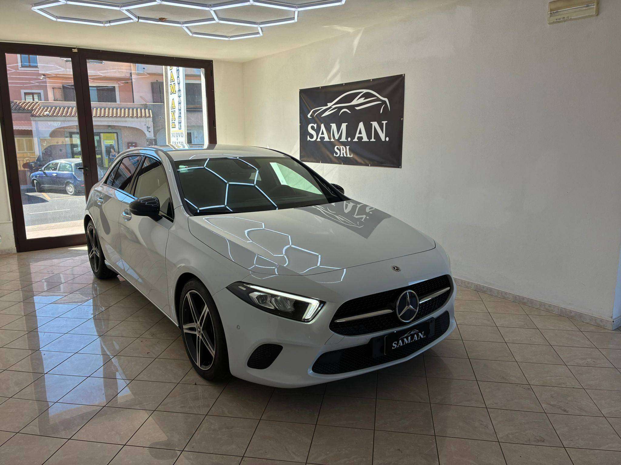 Mercedes-Benz A 180