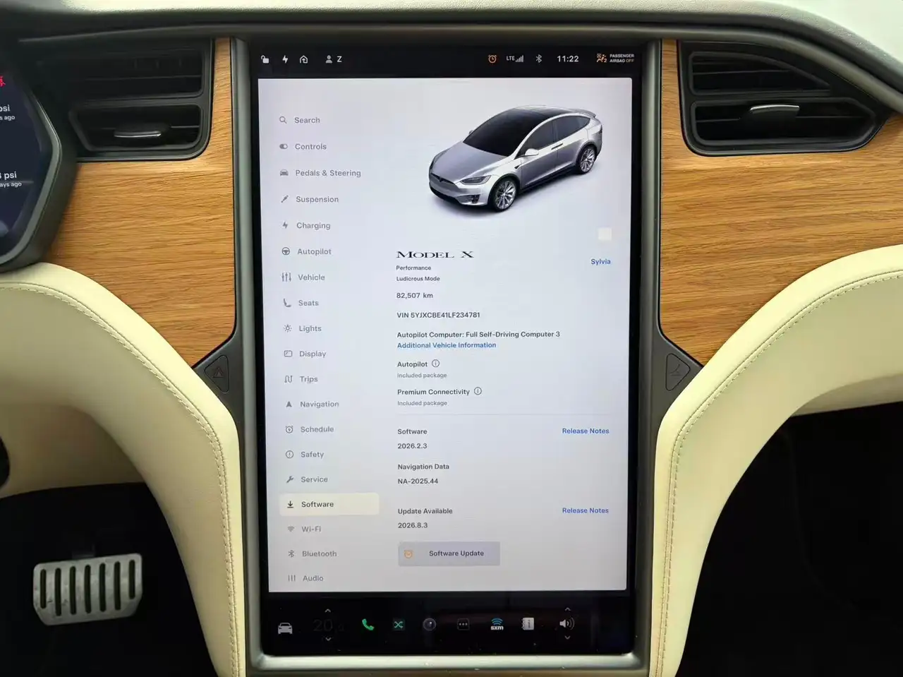 Tesla Model X снимка Tesla Model X