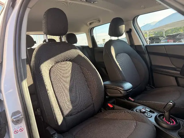 Mini Countryman view 11