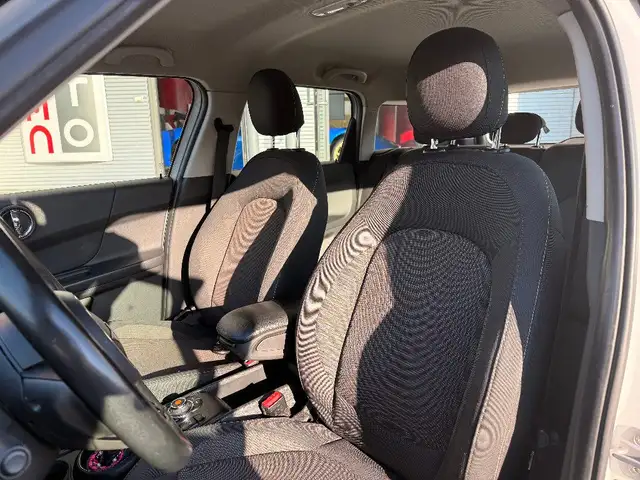 Mini Countryman view 7