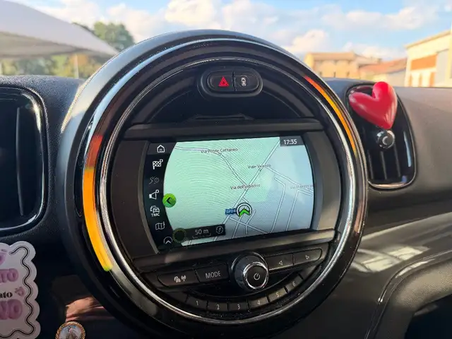 Mini Countryman view 12