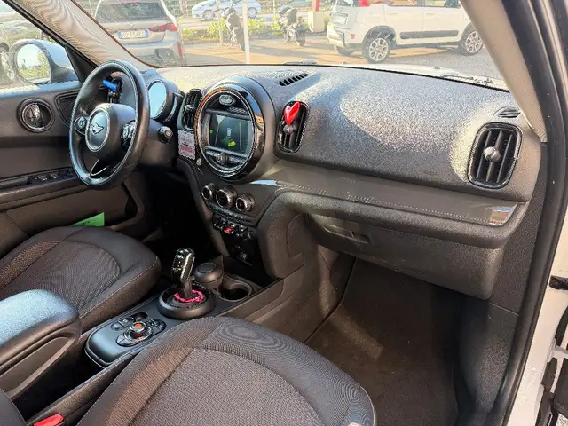 Mini Countryman view 10