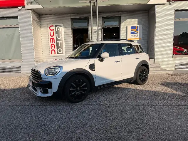 2018 Mini Countryman in White for sale