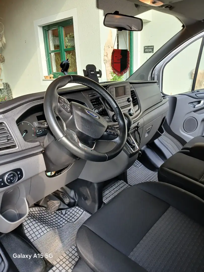 Ford Transit Custom Transit Custom Variobus 2,0 TDCI L2H1Aut. Silber - 1