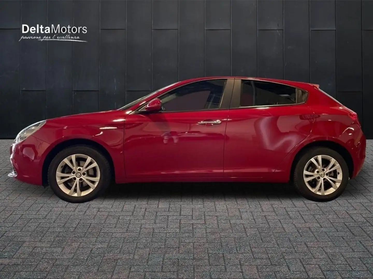 Alfa Romeo Giulietta III 2010 - Giulietta 1.4 tb Progression 105cv E6 Rouge - 2