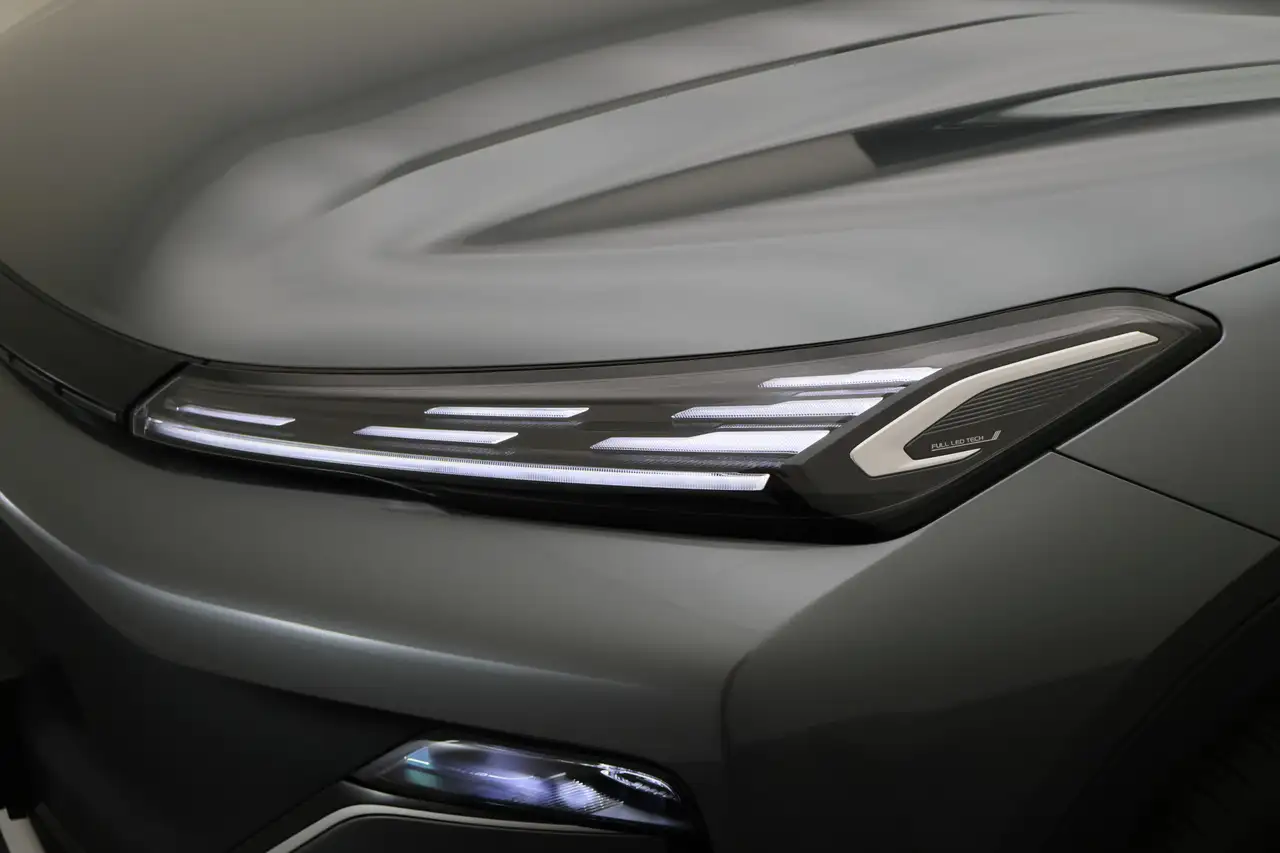 Geely Starray EM-i 2026 — фото 26