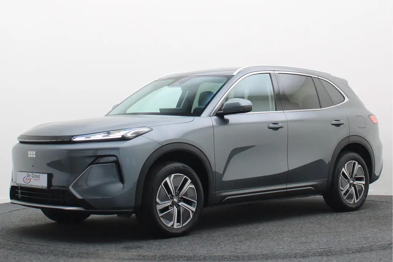 Geely Starray EM-i 2026 — фото 16