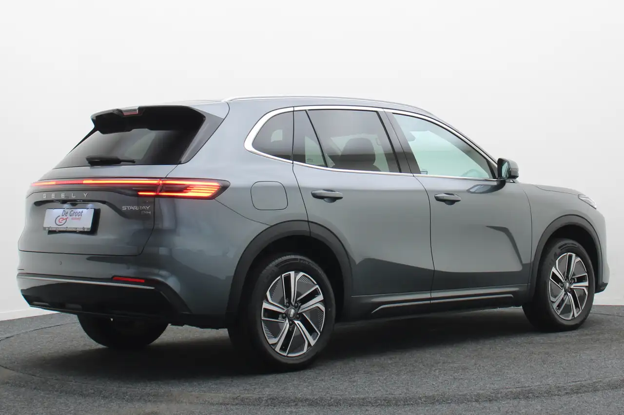 Geely Starray EM-i 2026 — фото 20