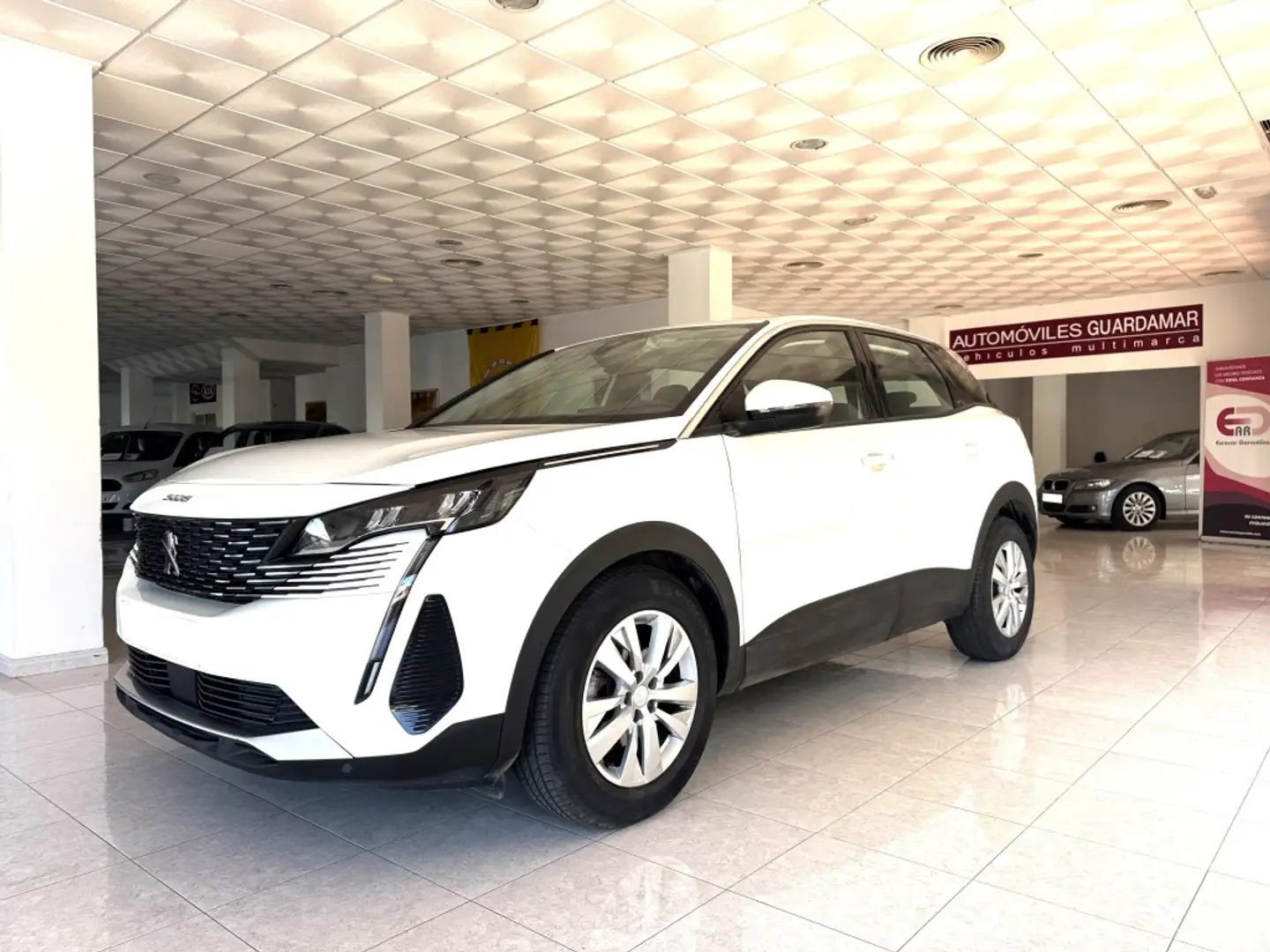 Peugeot 3008 1.5BlueHDi Active Pack S&S 130 Blanco - 1