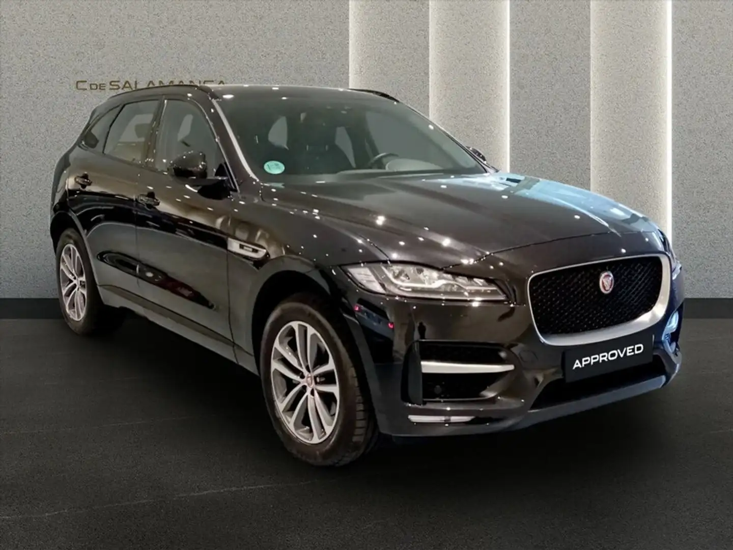 Jaguar F-Pace 2.0i4D R-Sport Aut. RWD 180 Noir - 2