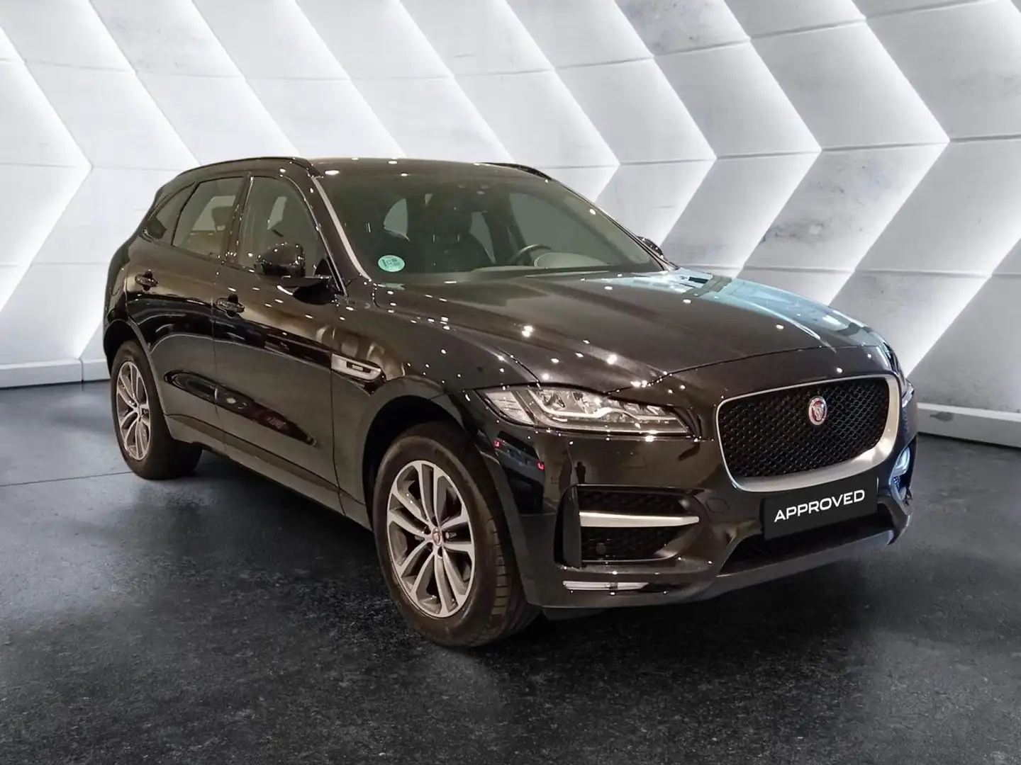 Jaguar F-Pace 2.0i4D R-Sport Aut. RWD 180 Negro - 2