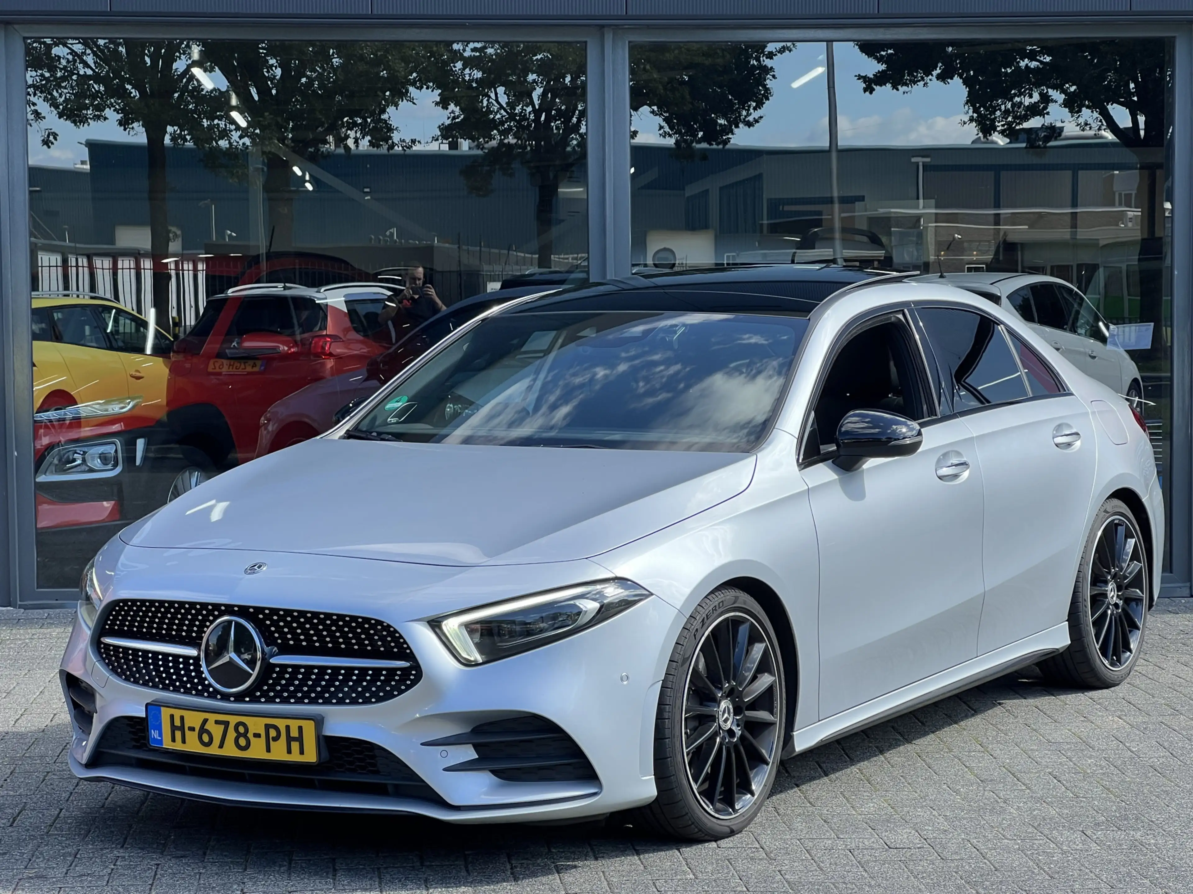 Mercedes-Benz A 220 4MATIC Premium Plus | Nieuw binnen | Pano | Navi | — photo 13