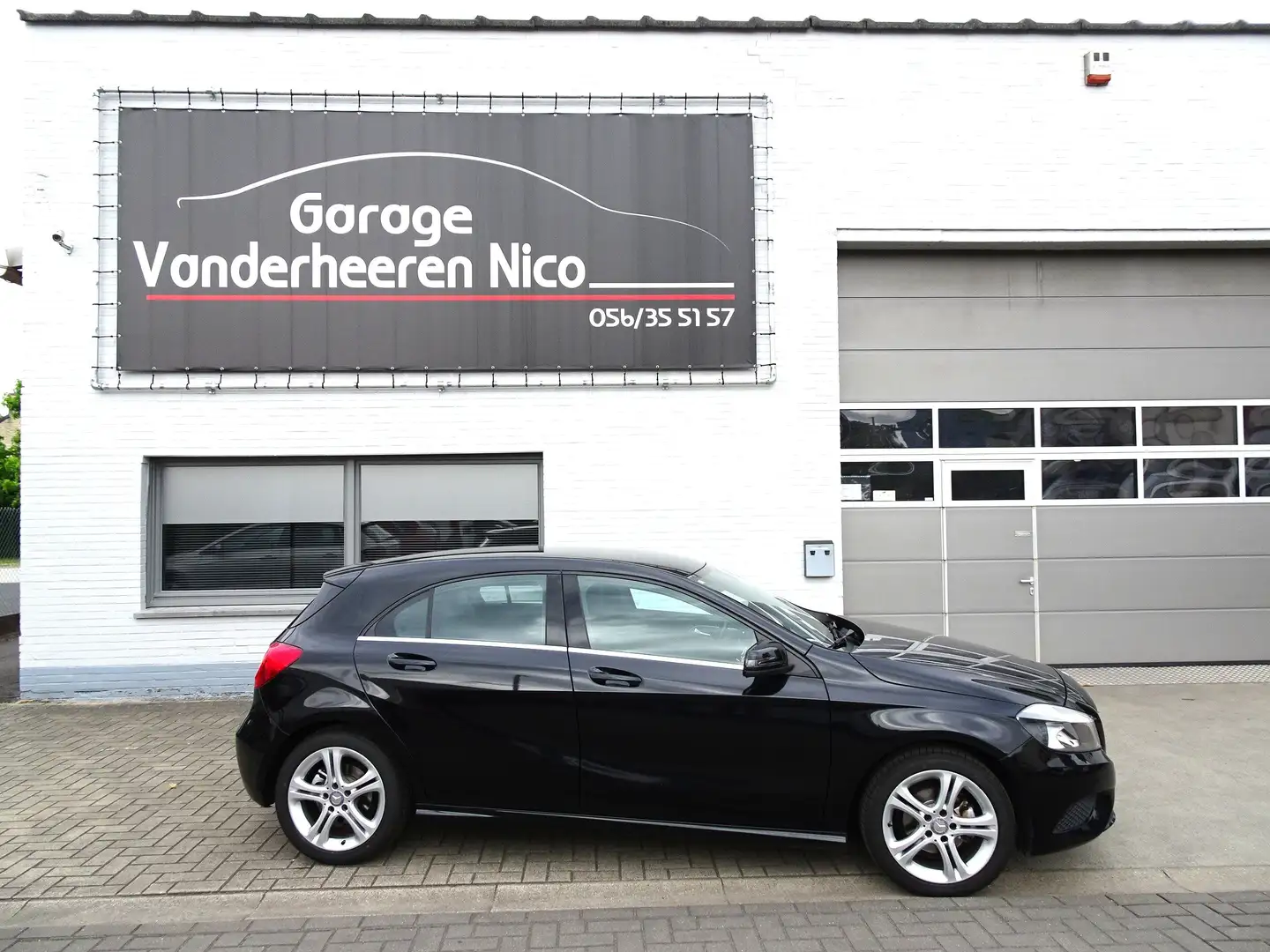 Mercedes-Benz A 180 CDi Urban NAVI,CAMERA,SPORTZETELS,BLUETH,ALU 17" Zwart - 1