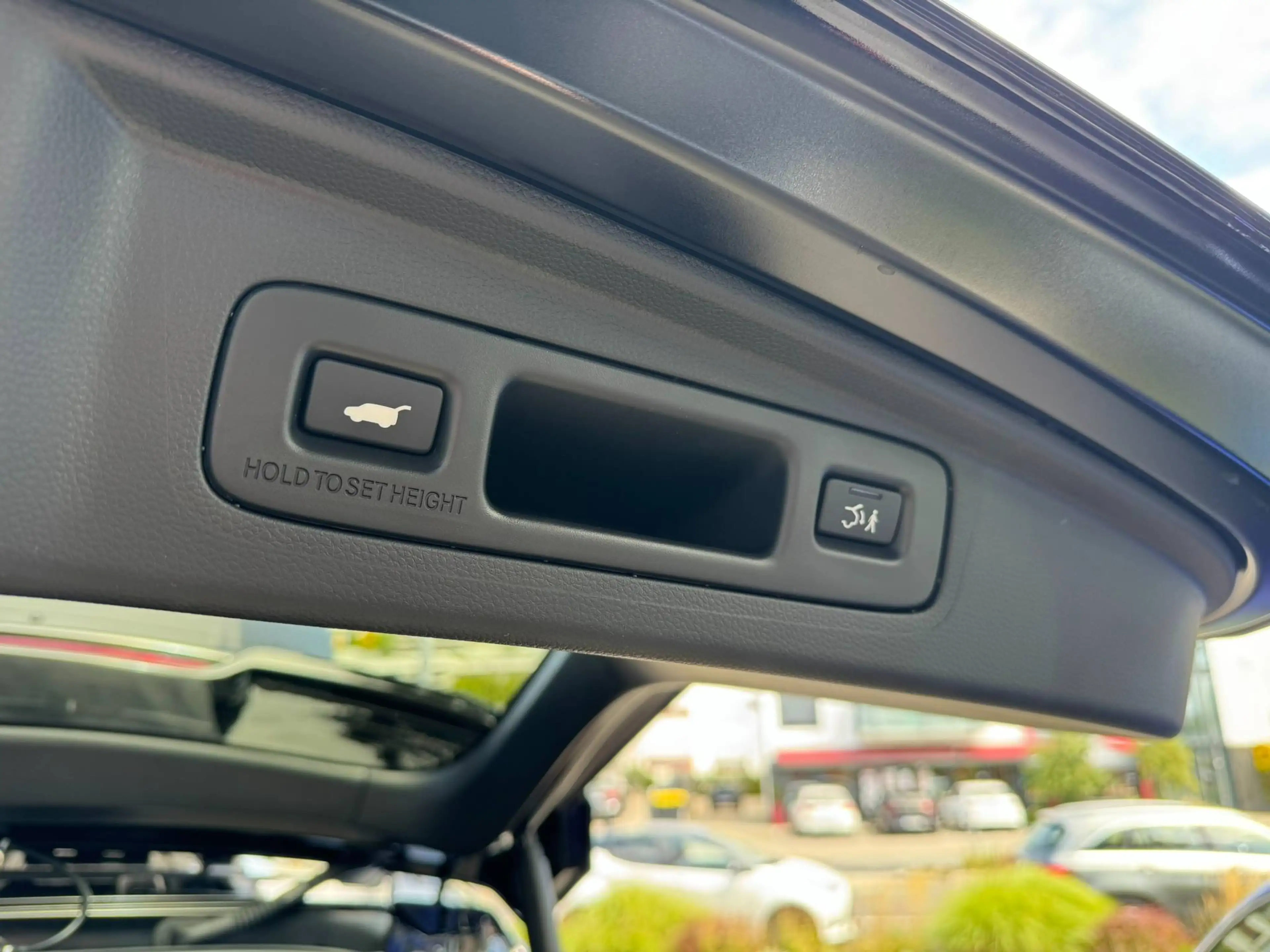 Honda CR-V CR-V e:PHEV Plug-In Hybrid Advance Tech | BOSE | Multiview Kamera | Sitzkühlung — photo 9
