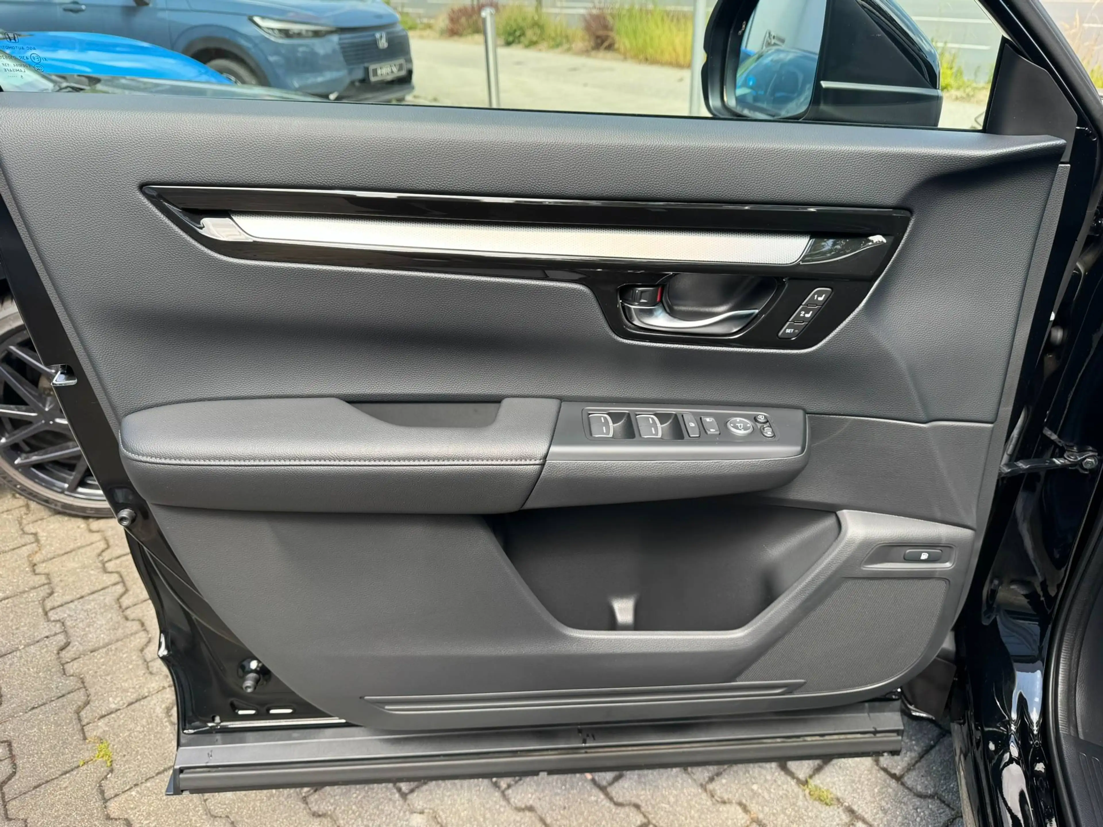 Honda CR-V CR-V e:PHEV Plug-In Hybrid Advance Tech | BOSE | Multiview Kamera | Sitzkühlung — photo 12