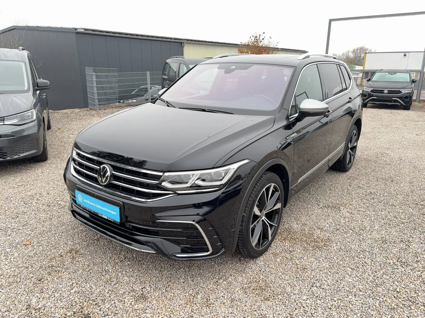 Volkswagen Tiguan Allspace R-Line TSi DSG 4M Black+CarPlay Schwarz - 2