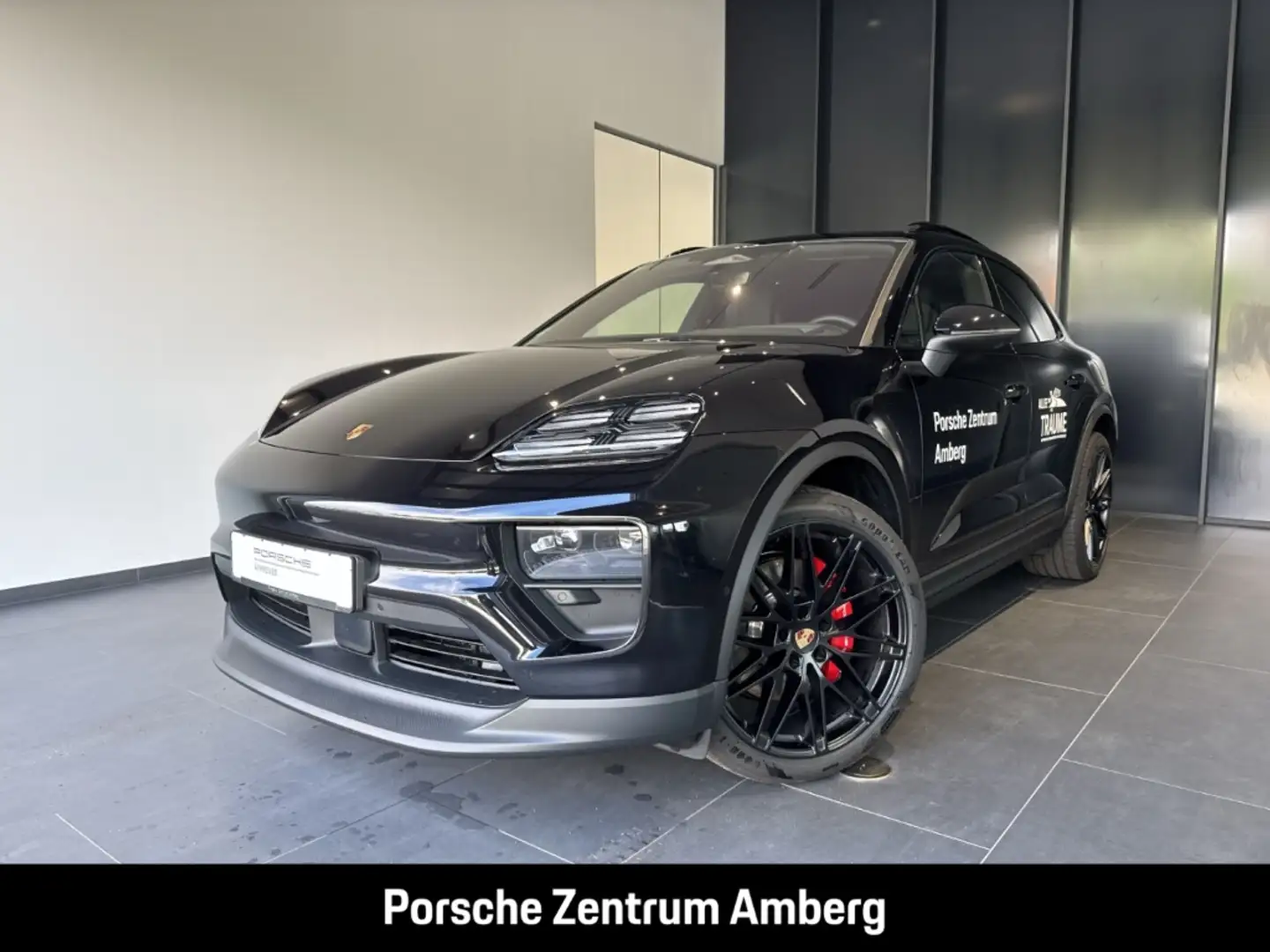 Porsche Macan 4S Luftfeder InnoDrive Matrix-LED Panoramadach Schwarz - 1