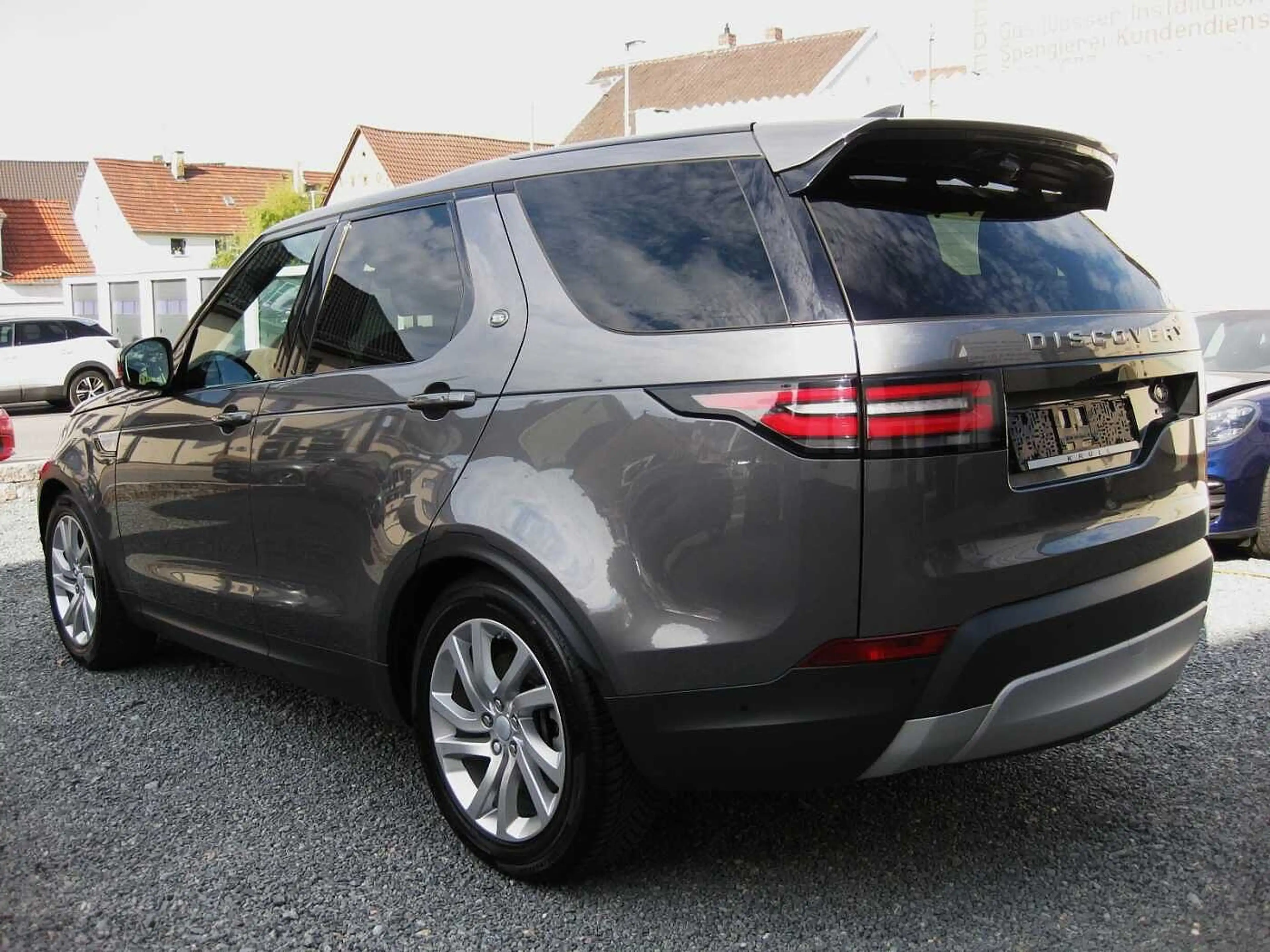 Land Rover Discovery Diesel 3.0 Sd6 HSE 7SitzeTop Ausst. — photo 13
