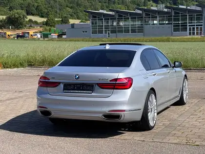 Annonce voiture d'occasion BMW 740 - CARADIZE