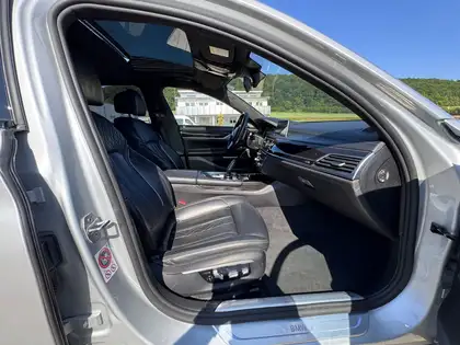 Annonce voiture d'occasion BMW 740 - CARADIZE