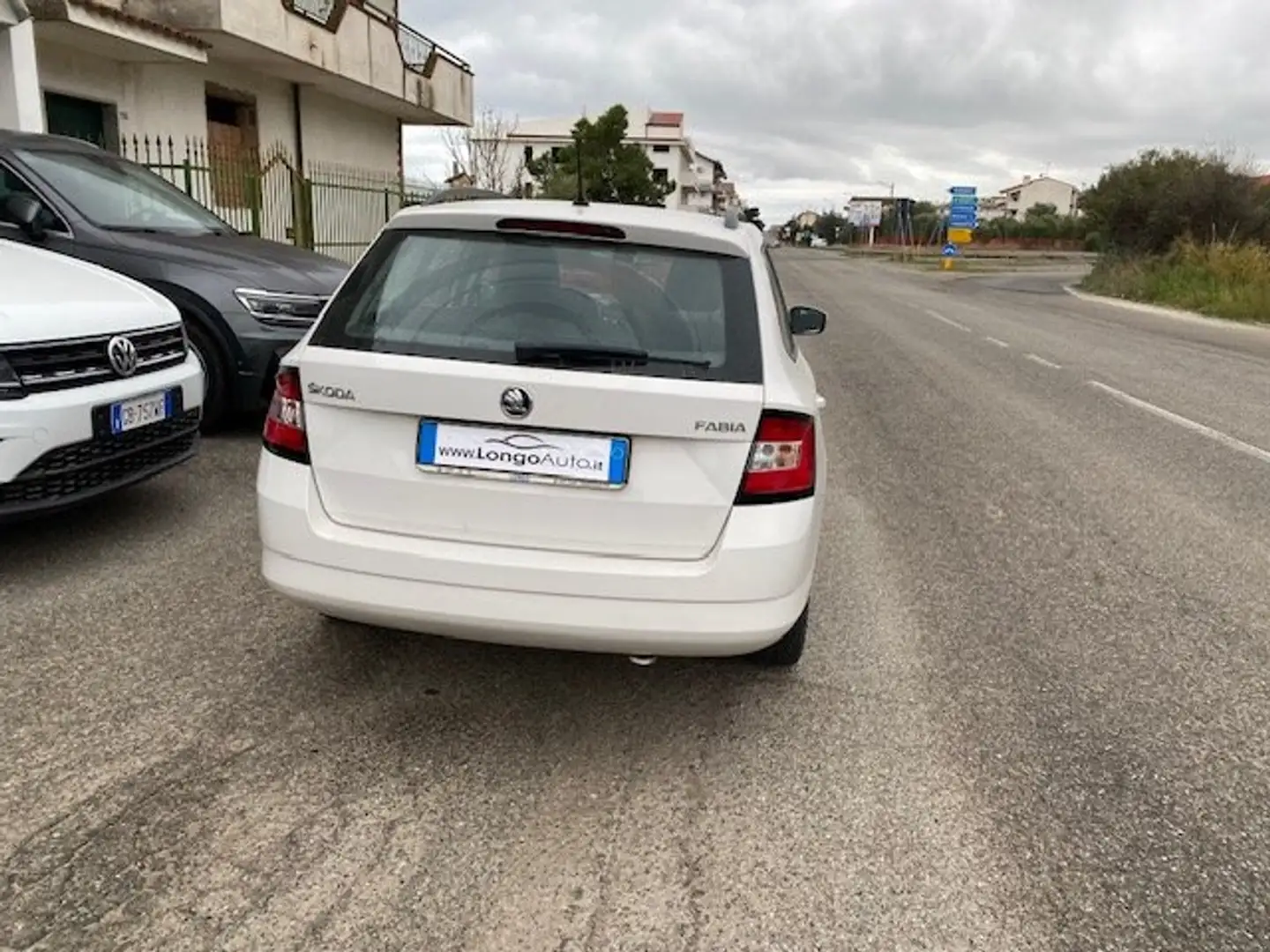 Skoda Fabia Fabia Wagon 1.4 tdi AMBITION 75cv Bianco - 2