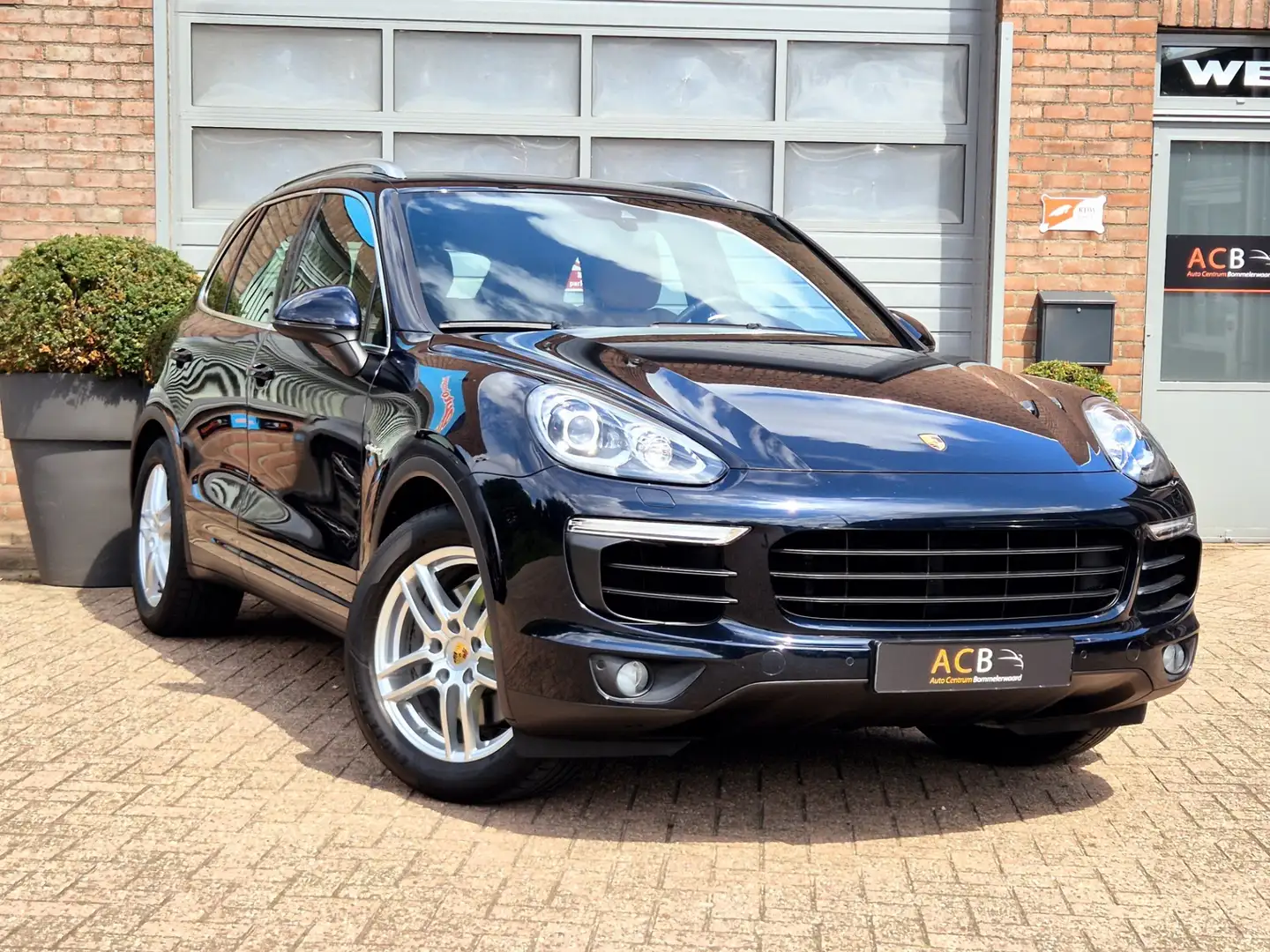 Porsche Cayenne 3.0 S E-Hybrid In absolute nieuwstaat. Nederlandse Azul - 1
