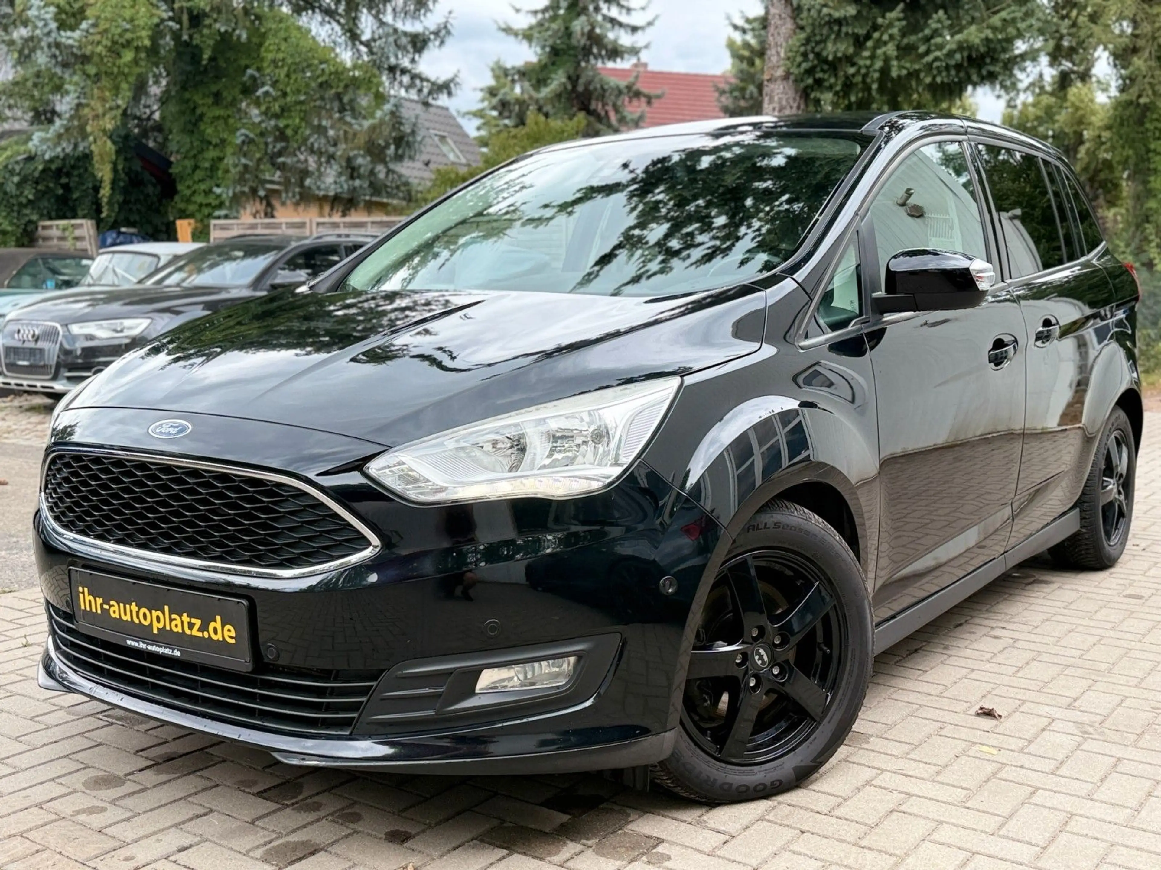Ford Grand C-Max 2.0 TDCI Automatik Business Edition — photo 32