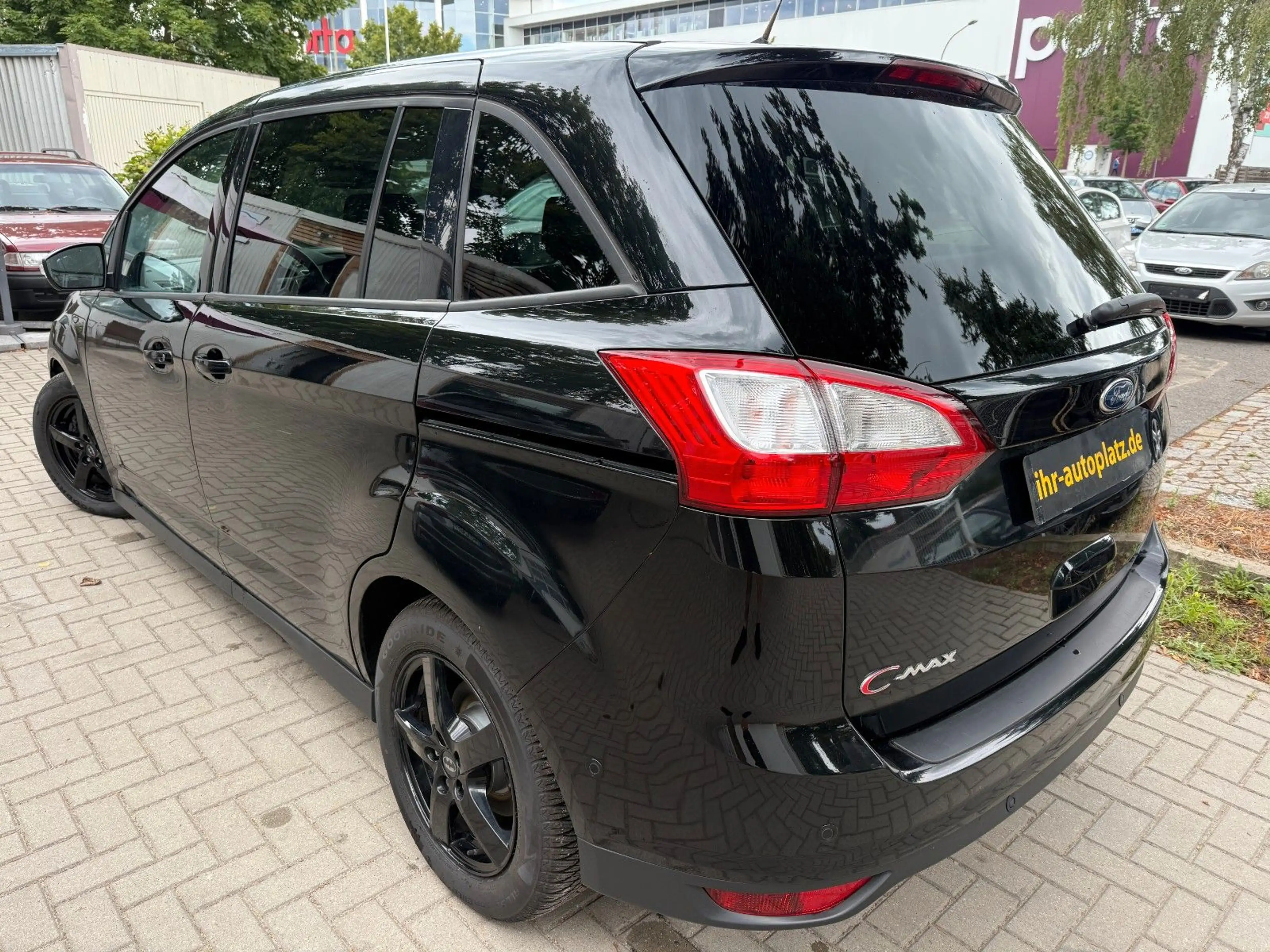 Ford Grand C-Max 2.0 TDCI Automatik Business Edition — photo 3