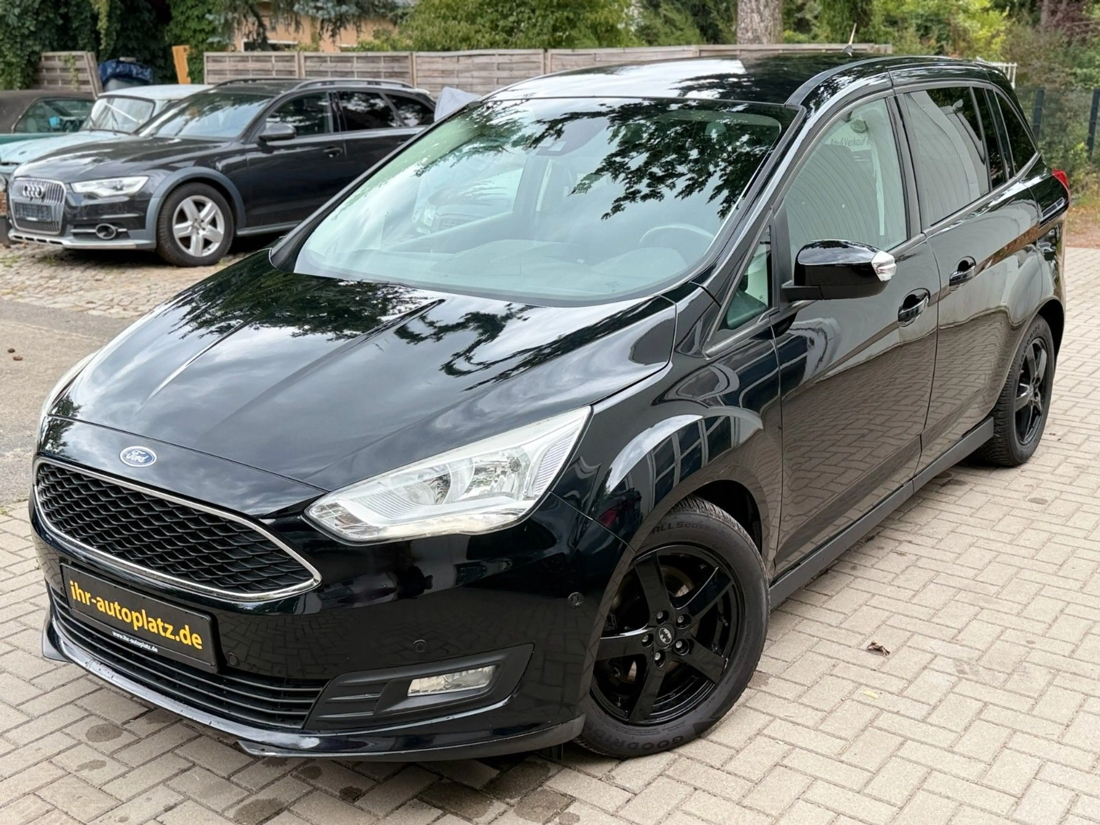 Ford Grand C-Max 2.0 TDCI Automatik Business Edition — photo 31