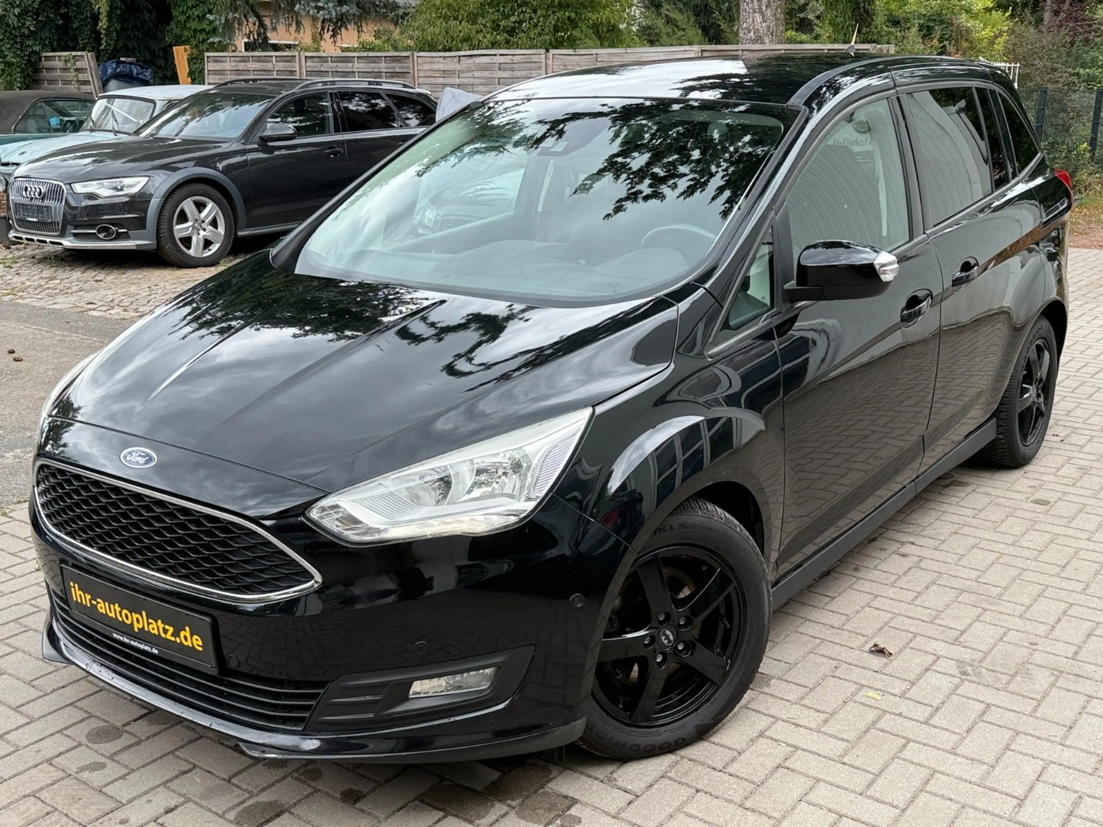 Ford Grand C-Max 2.0 TDCI Automatik Business Edition
